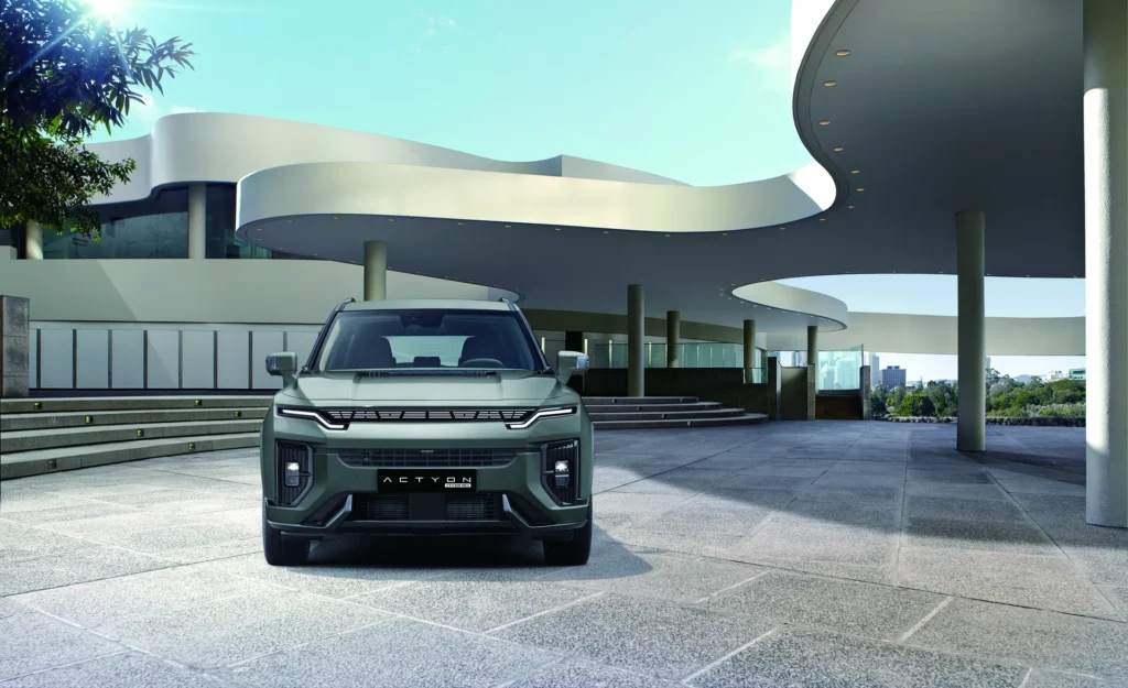 KGM Actyon Full Hybrid - vista frontale